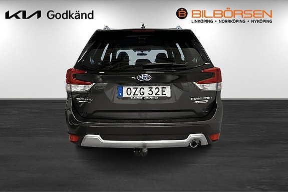 Subaru Forester 5 of 21