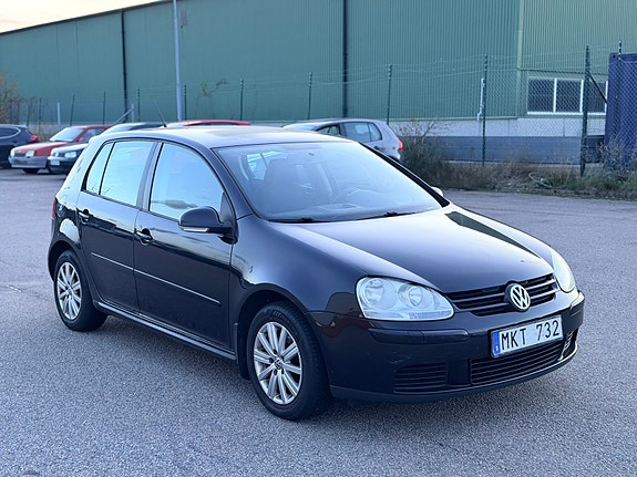 Volkswagen Golf V 3 of 22