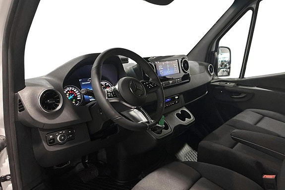 Mercedes-Benz Sprinter 412 12 of 20