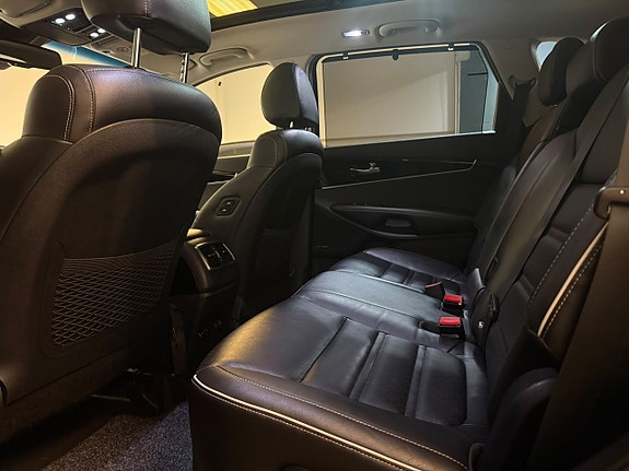 Kia Sorento 23 of 25