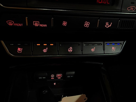 Kia Sorento 18 of 25