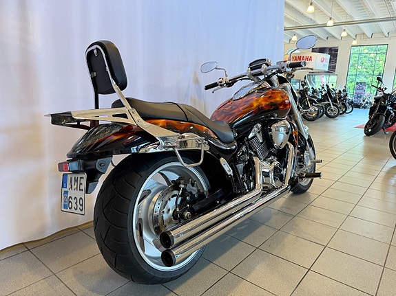 Suzuki M1800 5 of 10