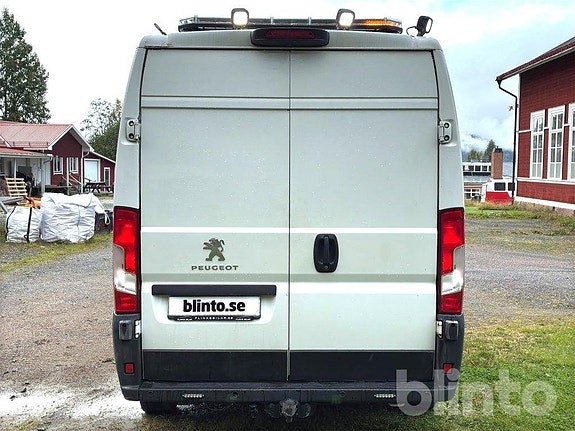 Större skåpbil med kran Peugeot Boxer 5 of 6