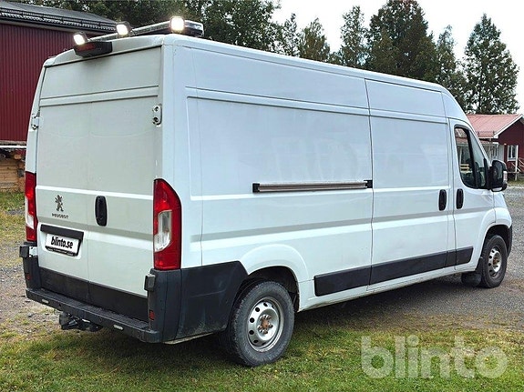 Större skåpbil med kran Peugeot Boxer 4 of 6