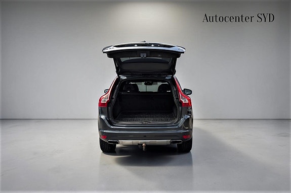 Volvo XC60 5 of 24
