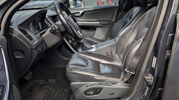 Volvo XC60 18 of 24