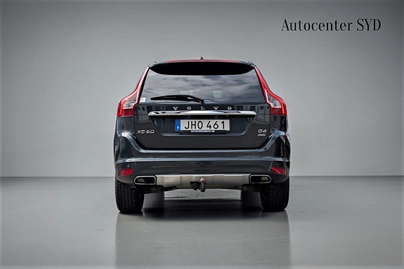 Volvo XC60 4 of 24
