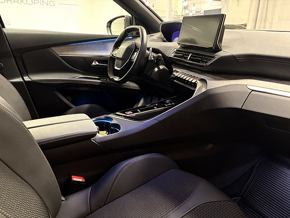 Peugeot 3008 9 of 18