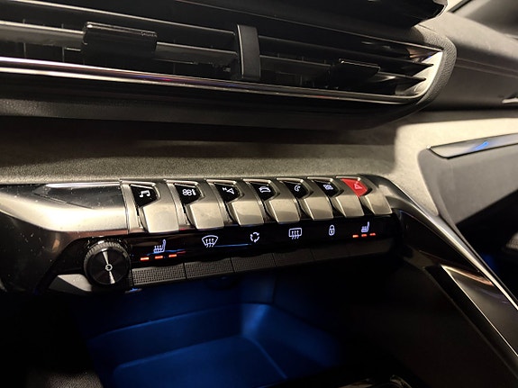 Peugeot 3008 12 of 18