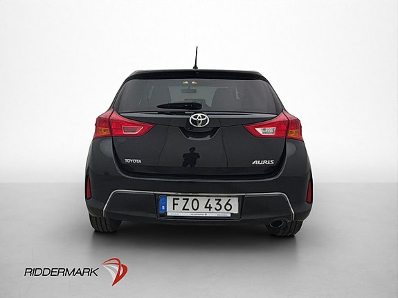 Toyota Auris 6 of 26