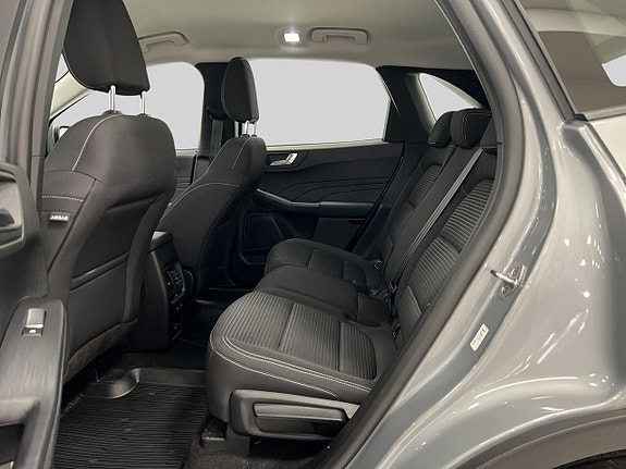 Ford Kuga 9 of 21