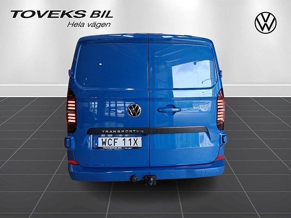 Volkswagen Transporter 3 of 5