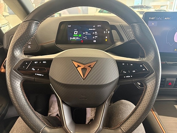 Cupra Born 21 of 22