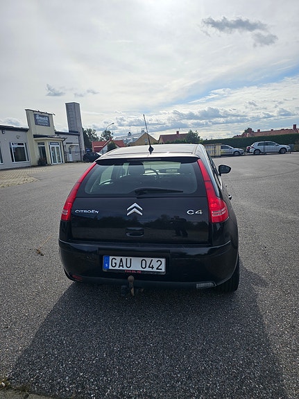 Citroen C4 4 of 6