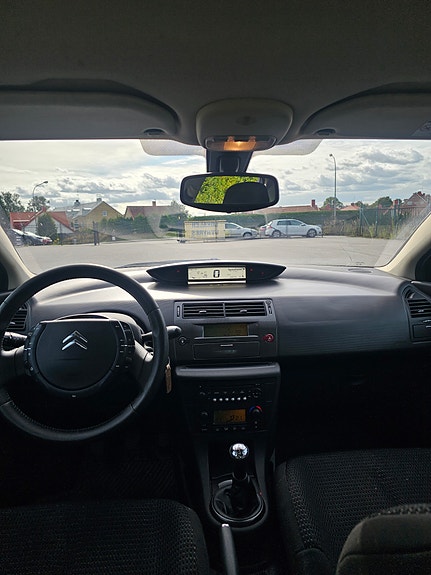 Citroen C4 6 of 6