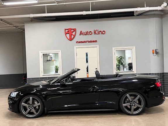 Audi A5 2 of 17