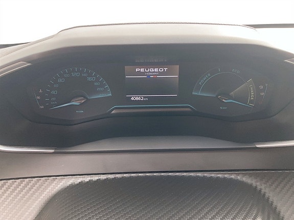 Peugeot 208 8 of 15