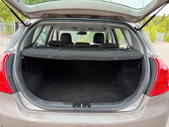 Kia Ceed 8 of 17