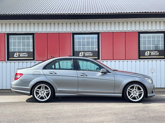 Mercedes-Benz C220 6 of 26