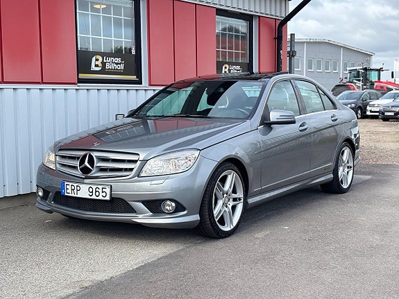 Mercedes-Benz C220 2 of 26