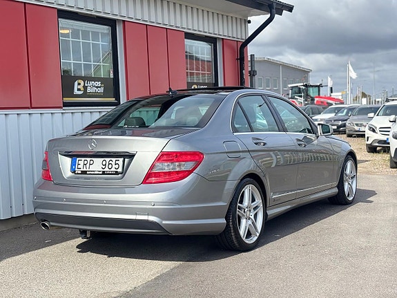 Mercedes-Benz C220 7 of 26