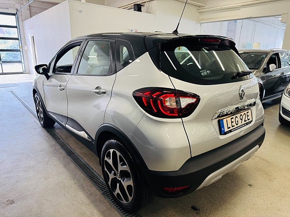 Renault Captur 14 of 23