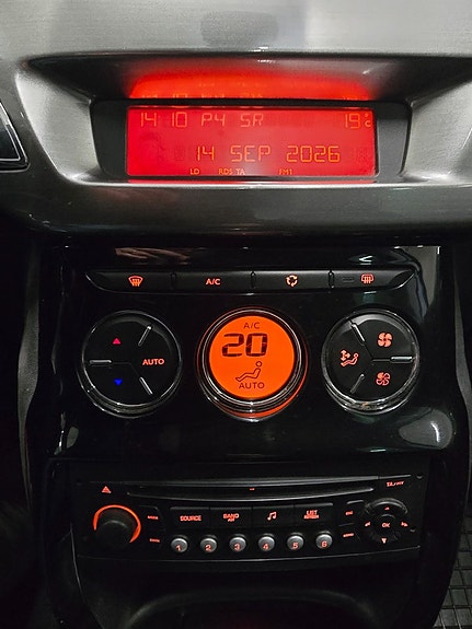 Citroen C3 16 of 20