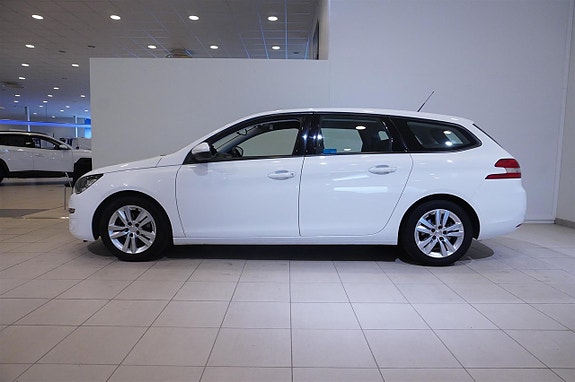 Peugeot 308 SW 3 of 12