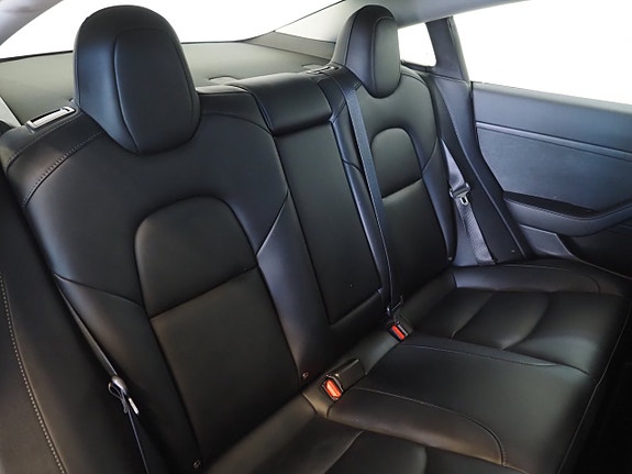 Tesla Model 3 12 of 25