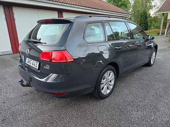 Volkswagen Golf VII 8 of 27