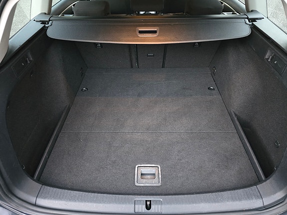 Volkswagen Golf VII 14 of 27