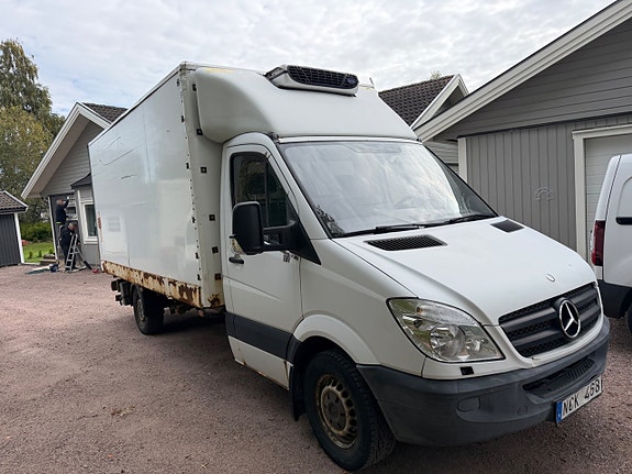 Mercedes-Benz Sprinter 208 2 of 12