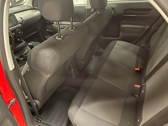 Citroen C4 Cactus 3 of 6