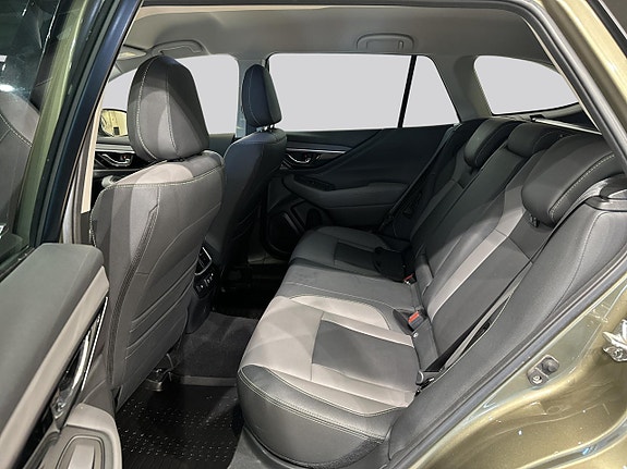 Subaru Outback 9 of 17