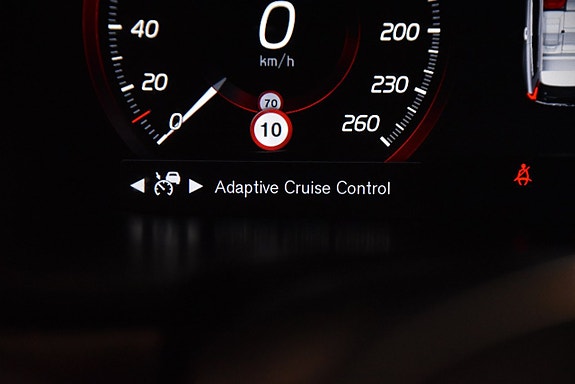 Volvo V90 Cross Country 15 of 25