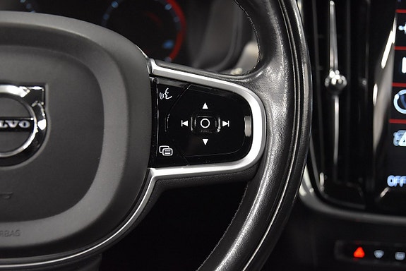 Volvo V90 Cross Country 11 of 25