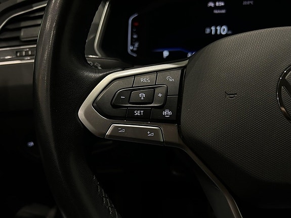 Volkswagen Tiguan 9 of 14