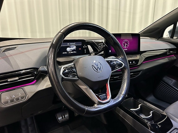 Volkswagen ID.4 GTX 9 of 14