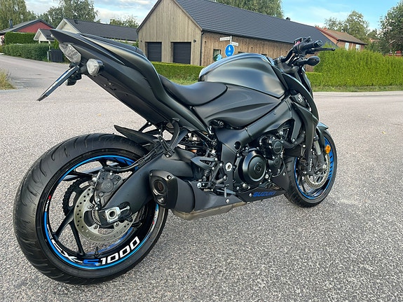 Suzuki GSX-S1000z 3 of 4