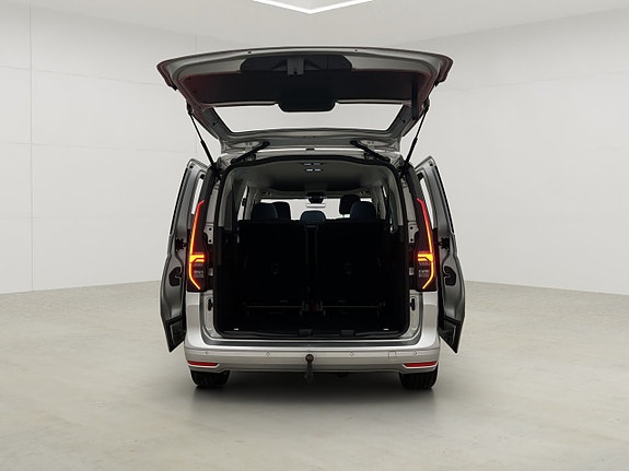 Volkswagen Caddy Maxi 13 of 30