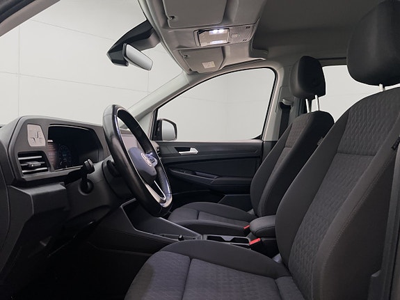 Volkswagen Caddy Maxi 16 of 30