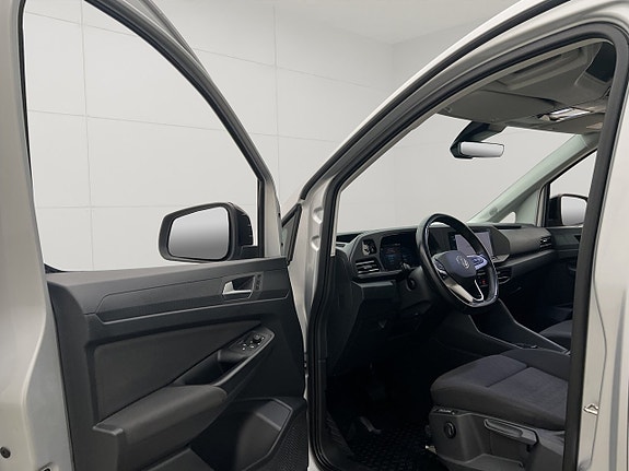 Volkswagen Caddy Maxi 15 of 30