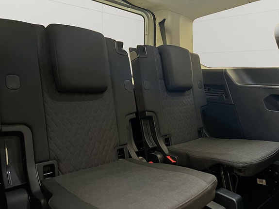Volkswagen Caddy Maxi 27 of 30