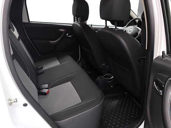 Dacia Duster 24 of 28