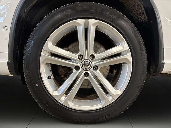 Volkswagen Tiguan 14 of 21