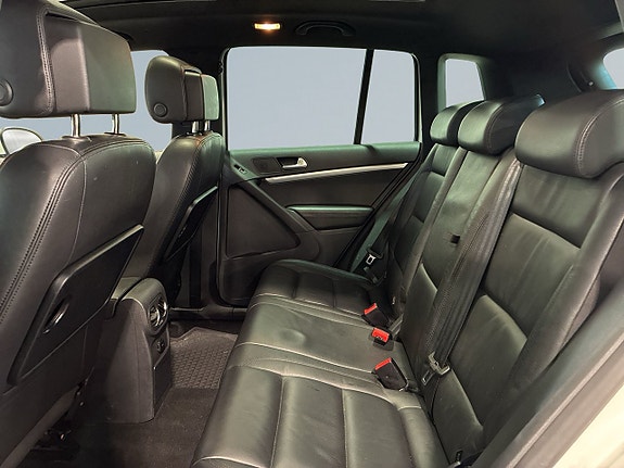 Volkswagen Tiguan 13 of 21