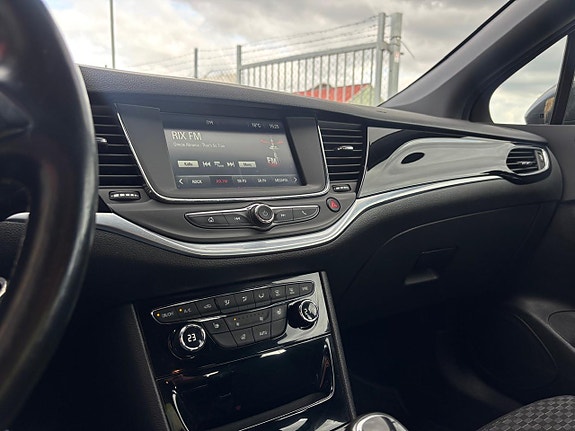 Opel Astra 14 of 24
