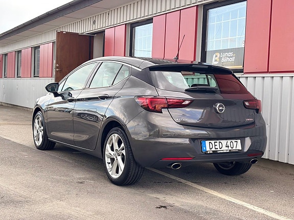 Opel Astra 4 of 24