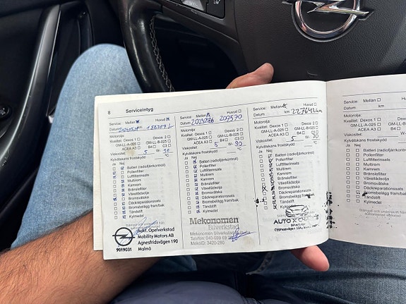 Opel Astra 24 of 24