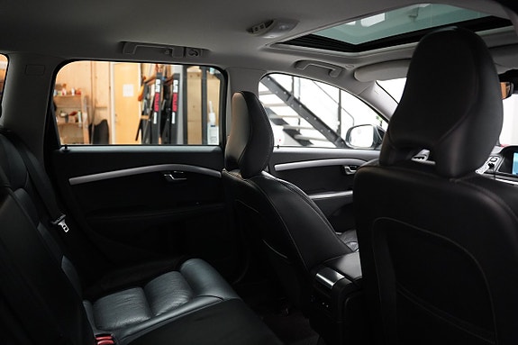 Volvo V70 22 of 23